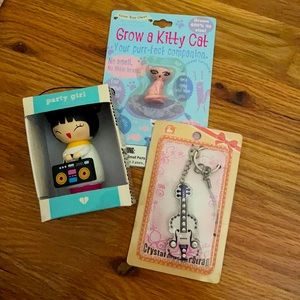 Toy and keychain set